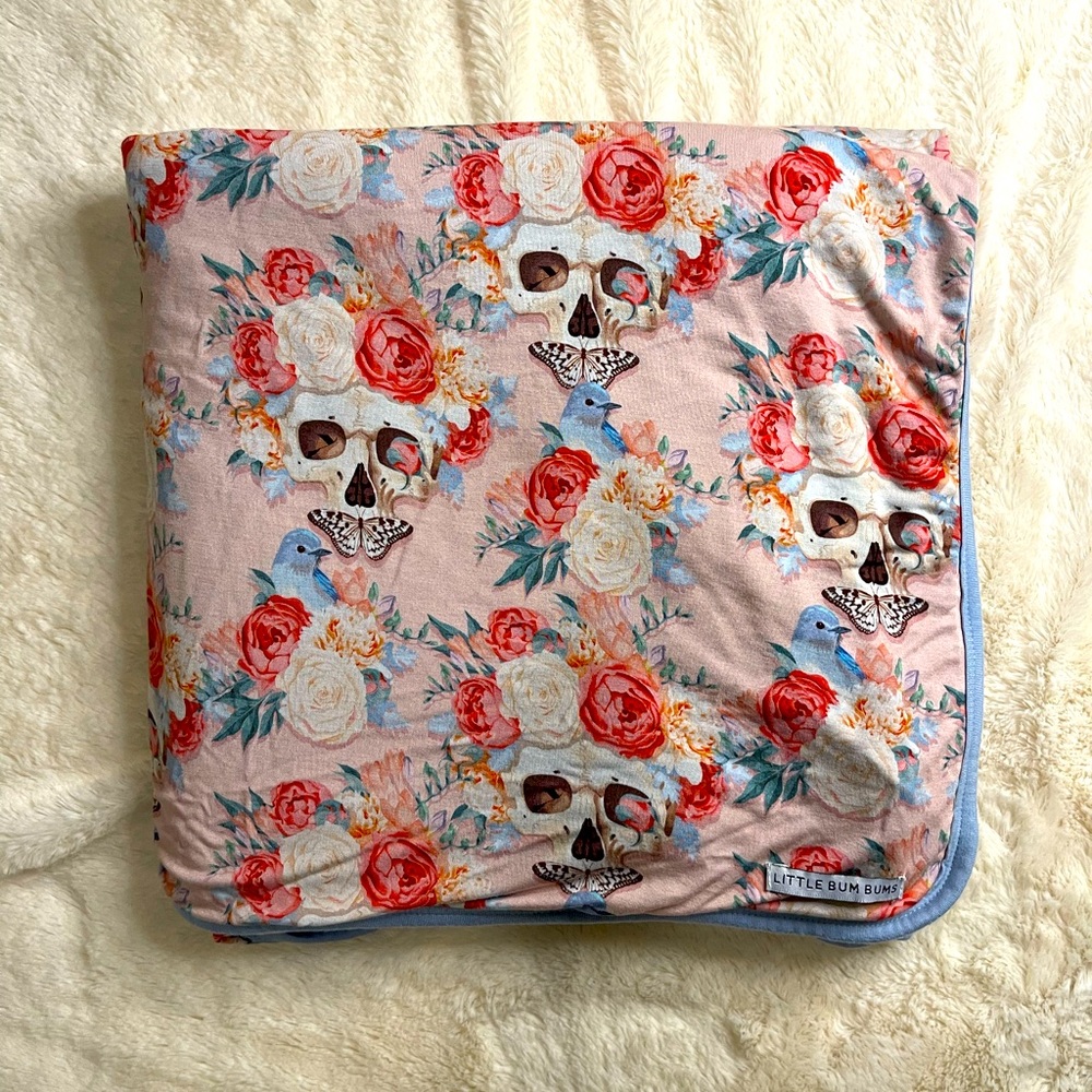 Little bum bums blanket